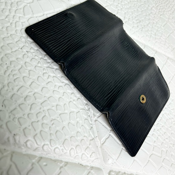 Louis Vuitton Black Epi 4 Key Ring Wallet - Picture 5 of 13